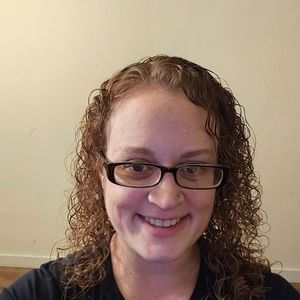 Meet your Posher, Candis